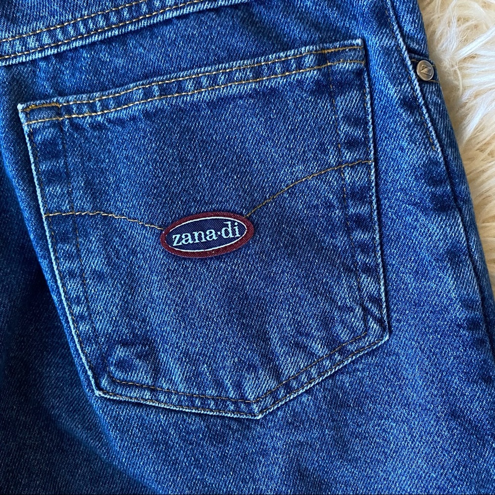 Zana-Di Vintage Wide-Leg Denim Jeans - Picture 2 of 5